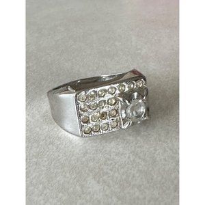 Stamped 18kt HGE heavy white gold electroplated cubic zirconia cluster ring